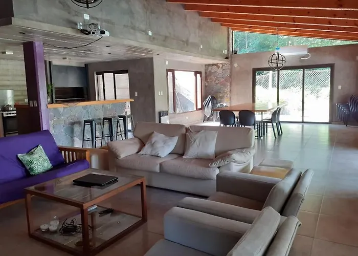 Hermosa Casa Con Pileta Asador Patio De Fuego